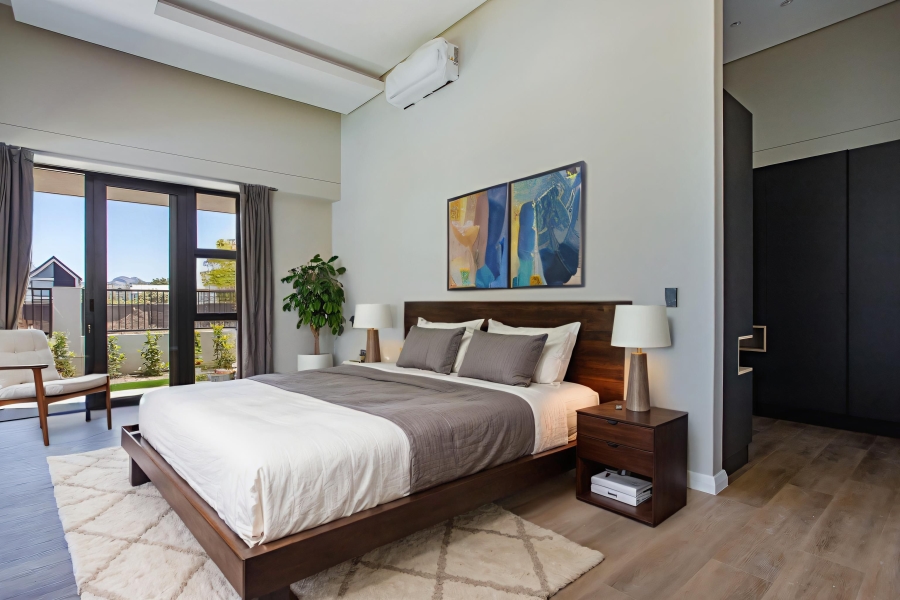 4 Bedroom Property for Sale in Pearl Valley at Val de Vie Western Cape